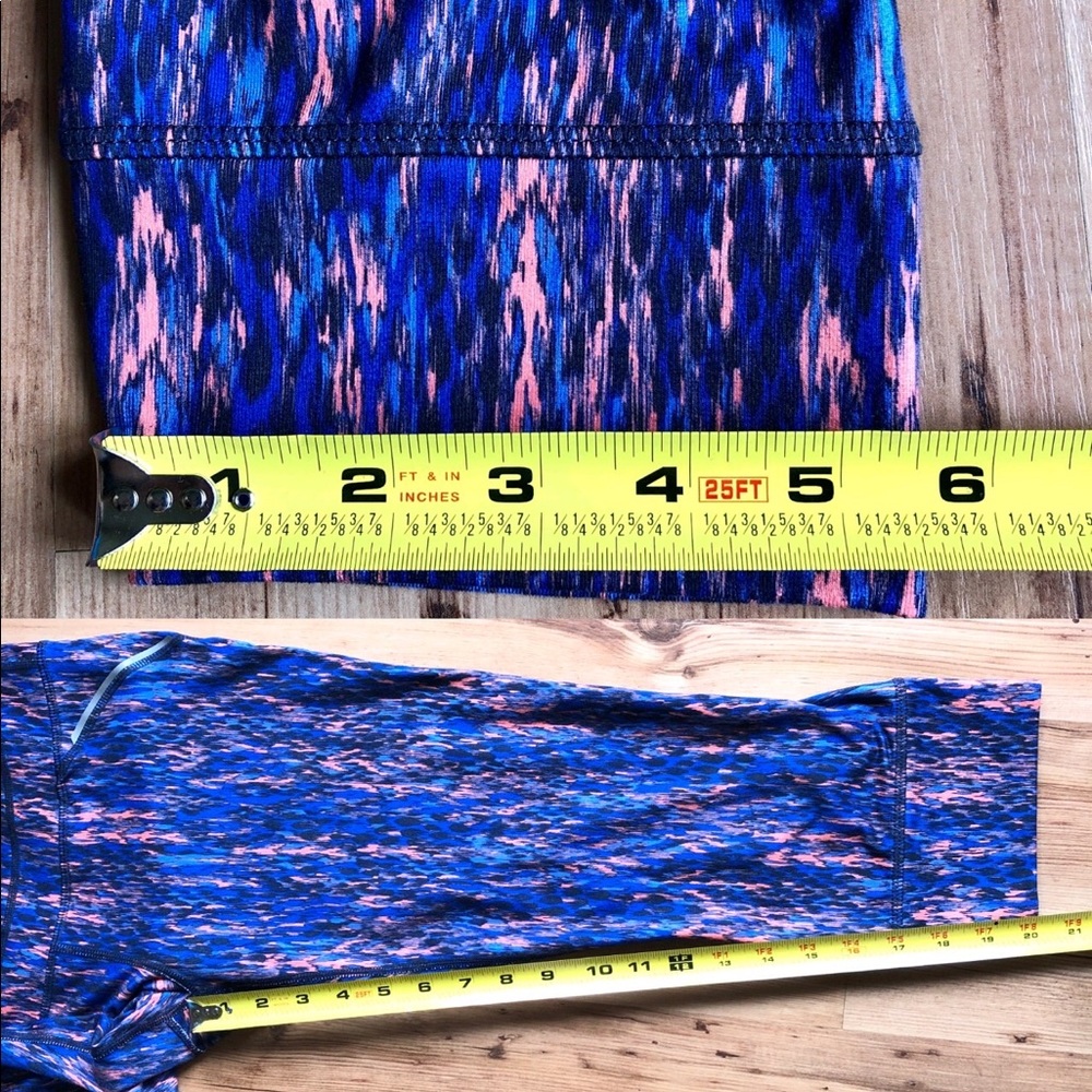 ATHLETA Reptile Relay Capri Leggings Blue Small - Picture 13 of 16